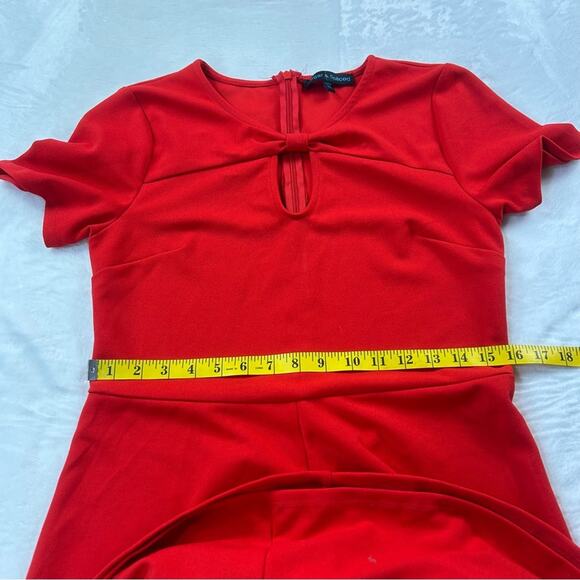 Sugar and Spliced keyhole bust a line little red dress, size xs - Picture 5 of 9